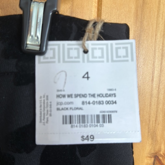 NWT Liz Claiborne skirt - Picture 3 of 3